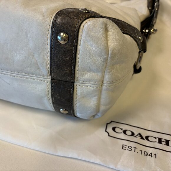 Coach Handbag - Picture 4 of 8